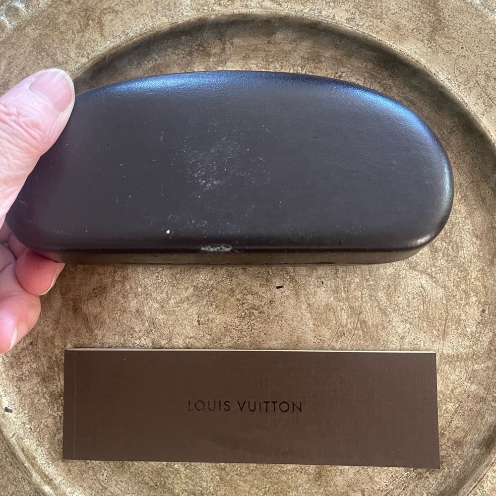 VINTAGE Louis Vuitton Brown Sunglasses - Picture 8 of 15